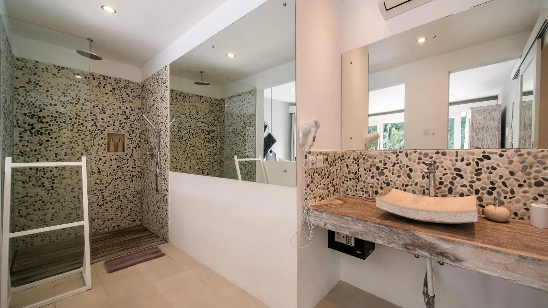 Jacques 5 Villas Complex Ubud